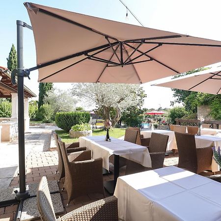 Casa Rustica Dva Baladura Apartments Канфанар Экстерьер фото